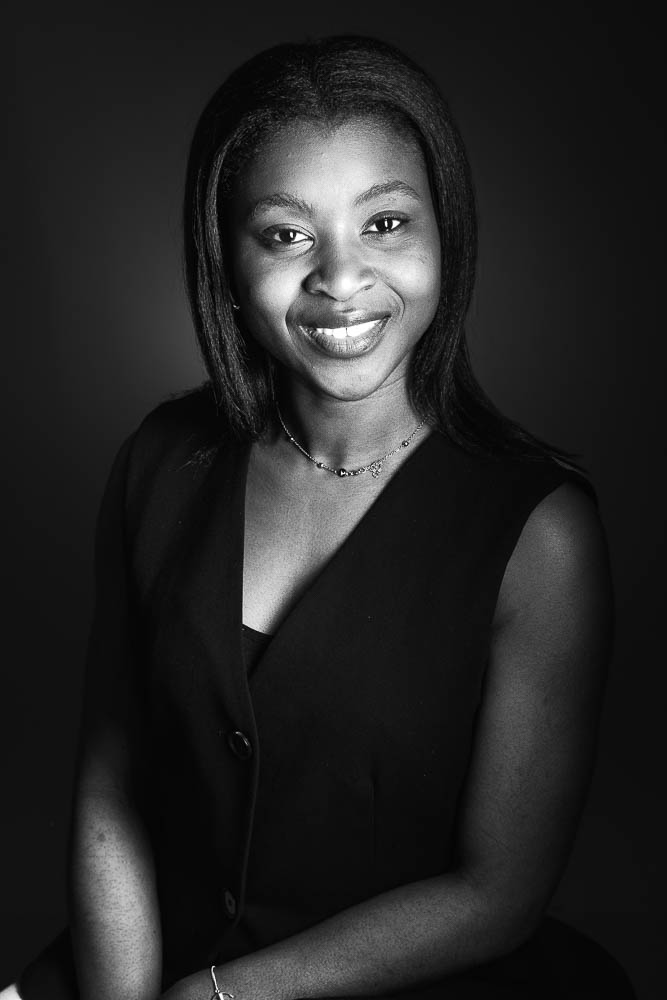 Photographe portrait noir et blanc à Paris – studio