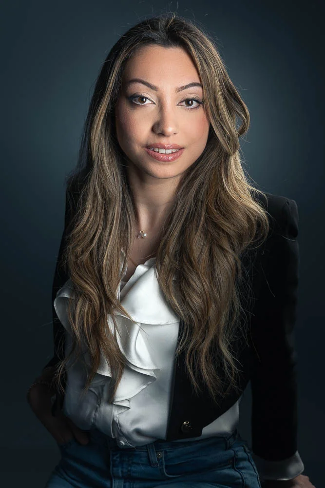 Photo corporate femme – portrait en blazer