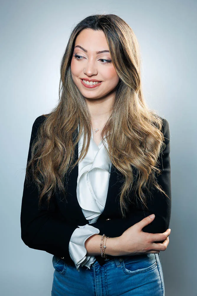 Photo corporate femme – portrait en blazer