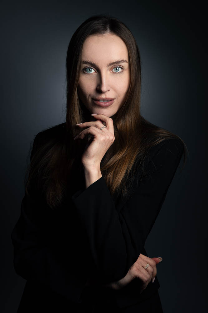 Photo corporate femme – portrait en studio