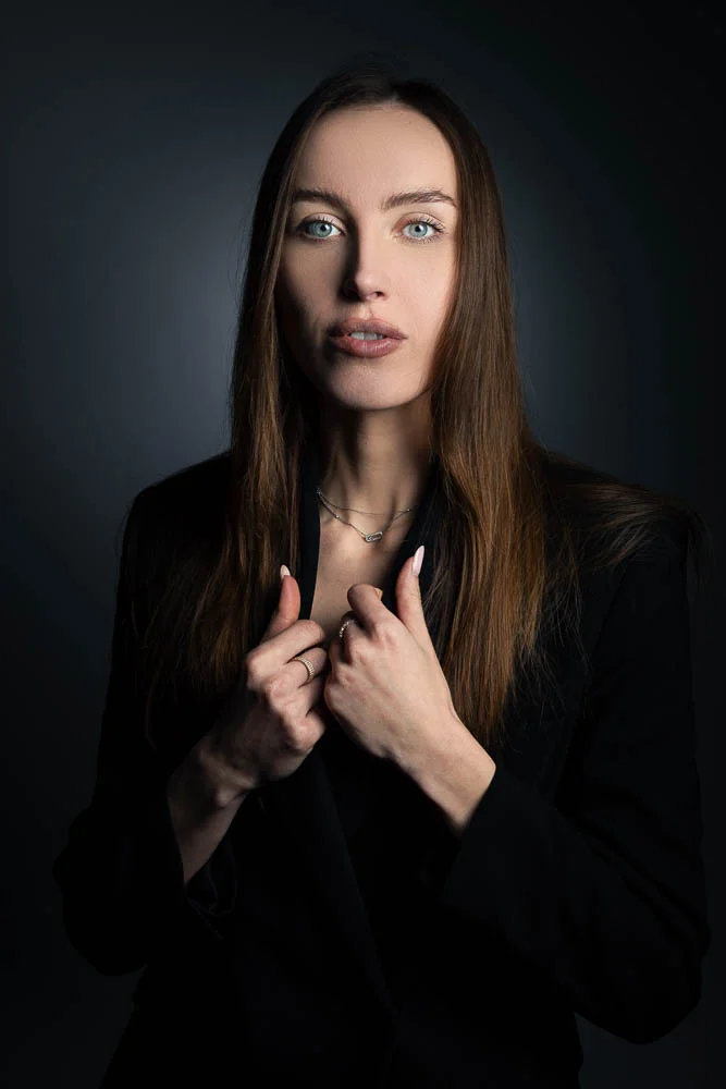 Photo portrait élégant – portrait en veste noire