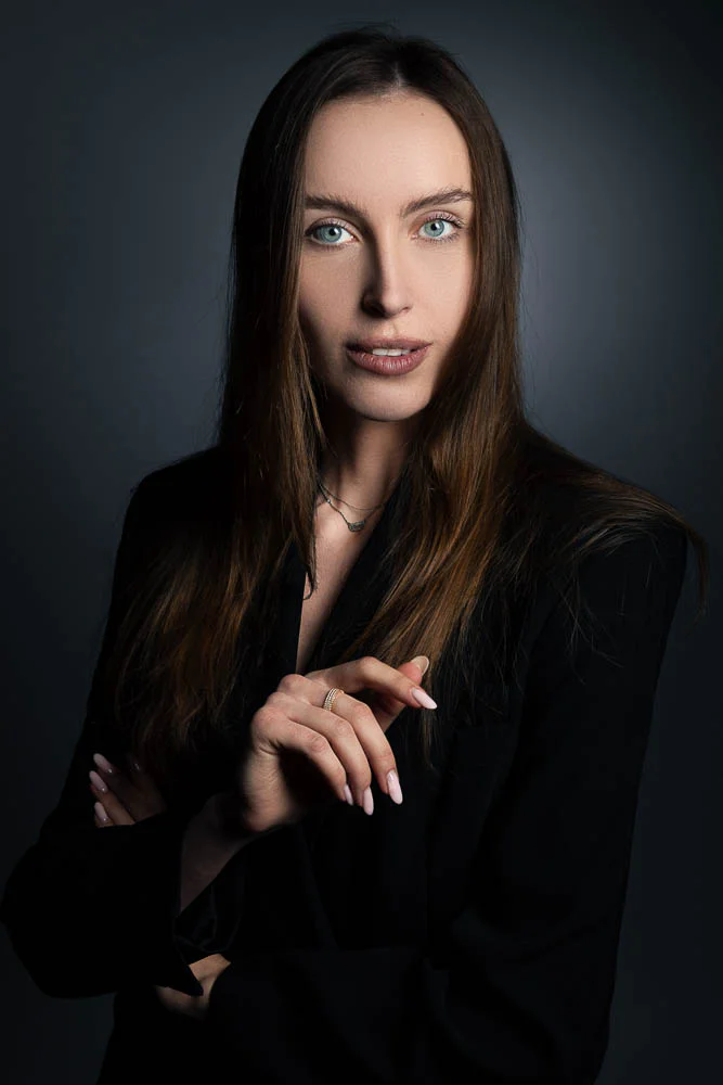 Photo de profil LinkedIn – portrait en veste noire Photo de profil LinkedIn – portrait en veste noire