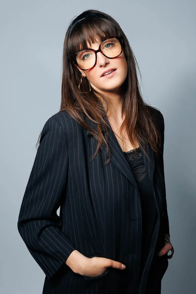 Photographe book Paris – portrait avec lunettes