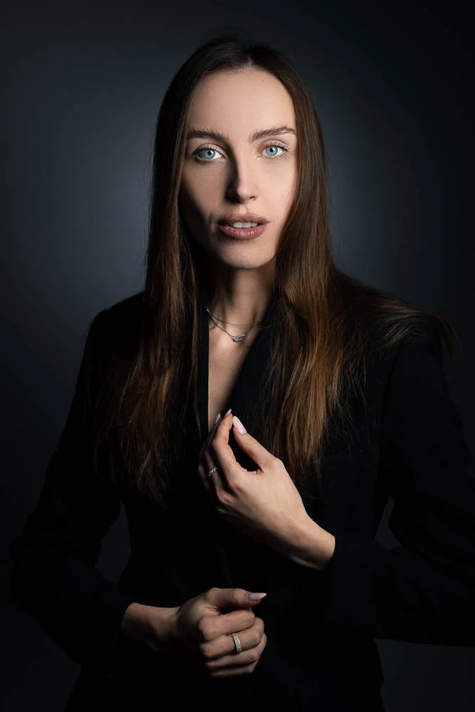 Portrait en entreprise – portrait en veste noire