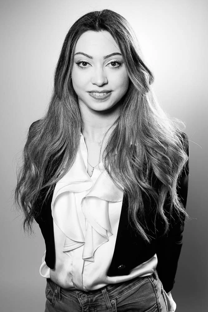 Shooting photo femme Paris – portrait noir et blanc