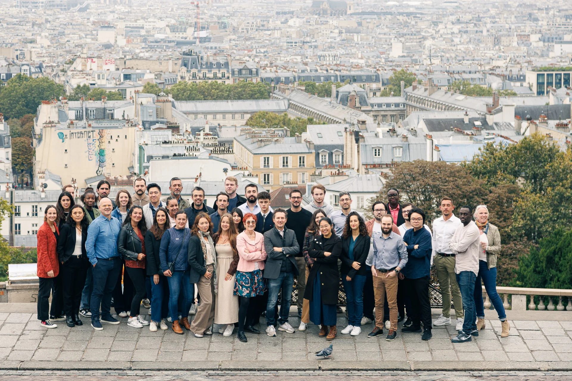 Photo d’équipe en entreprise – portrait en extérieur