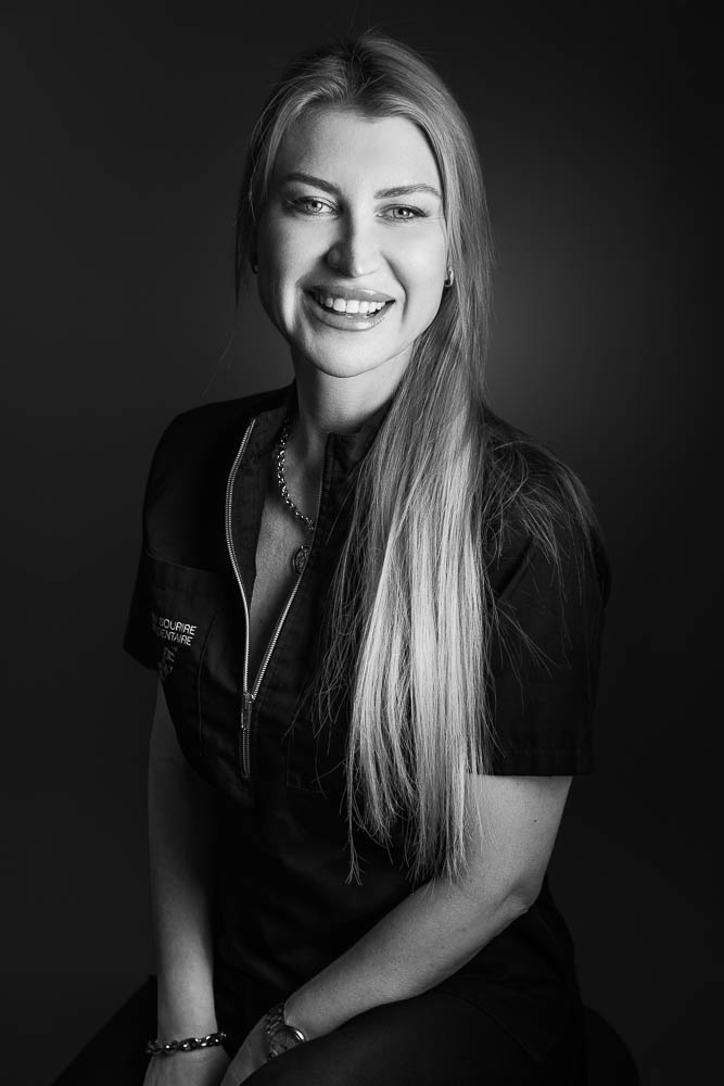 Photographe portrait noir et blanc à Paris – studio
