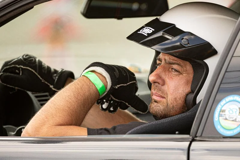Photographe de voiture de luxe – portrait en extérieur