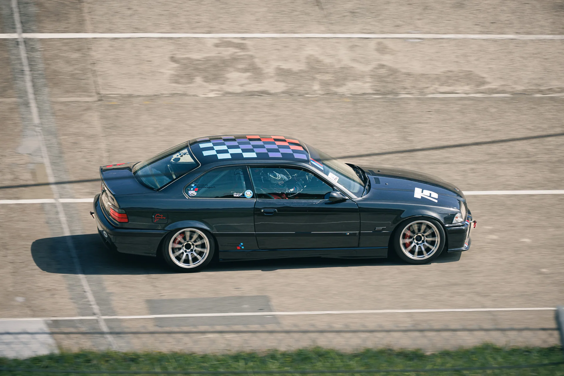 Photographe de voiture de luxe – visuel professionnel